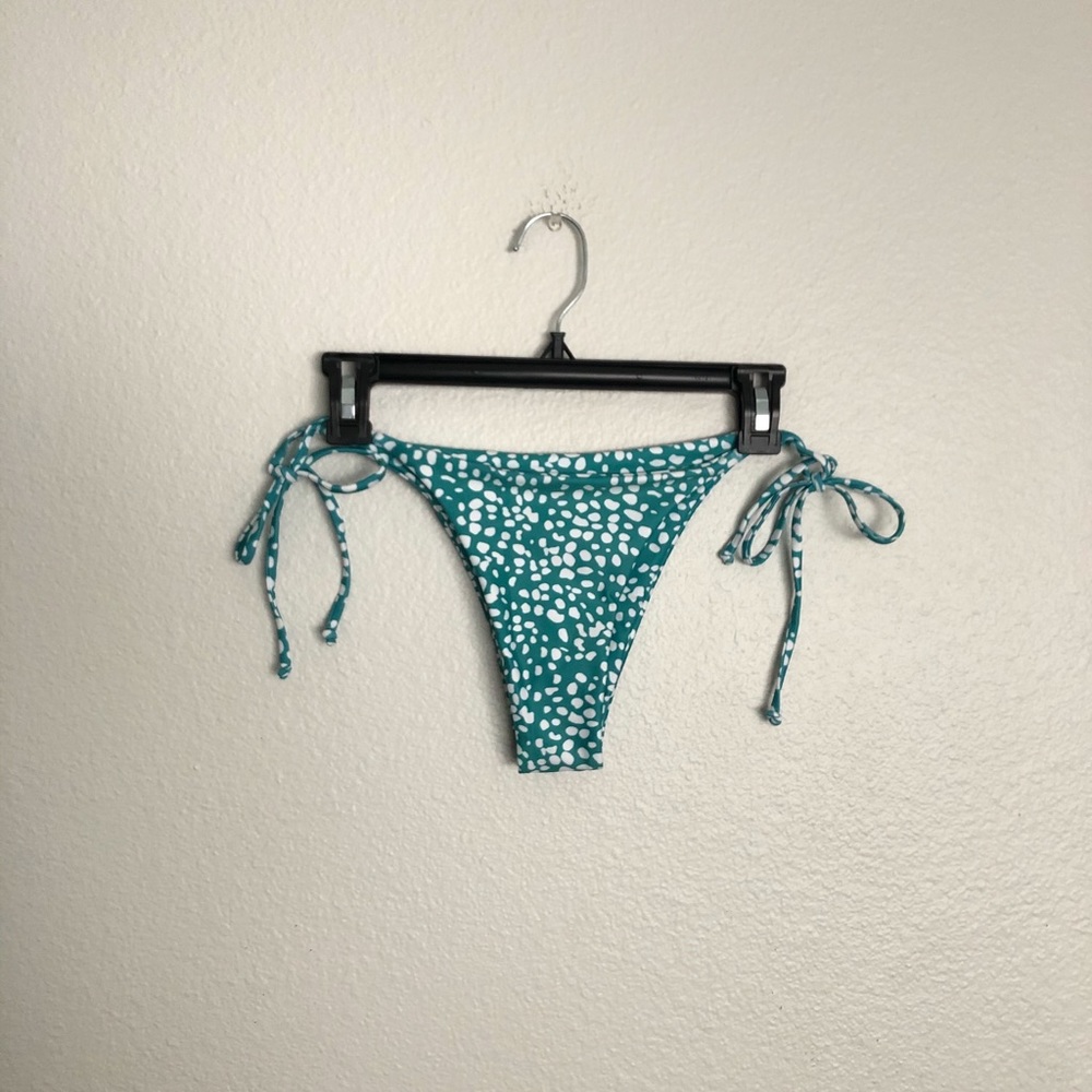 Blue/green white spotted side tie cheeky bikini bottoms